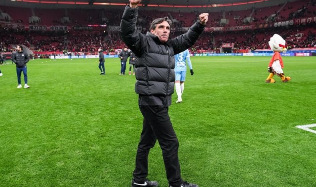 开云官网-河南积分“清零”！中超第2队，首胜云南玉昆，中超最佳主帅获赞