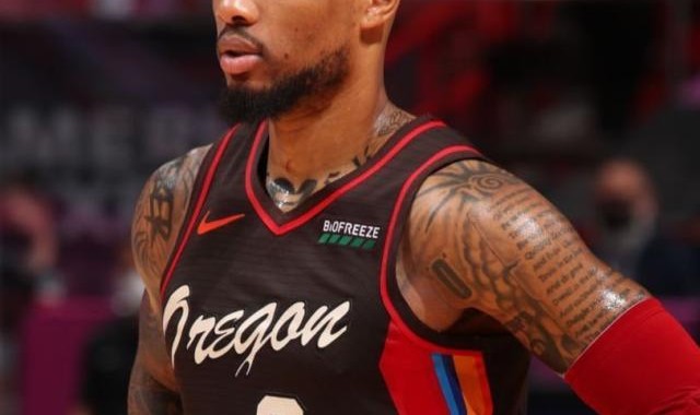 开云官网-利拉德指定热火？开拓者无需成全 双方上演拉锯战