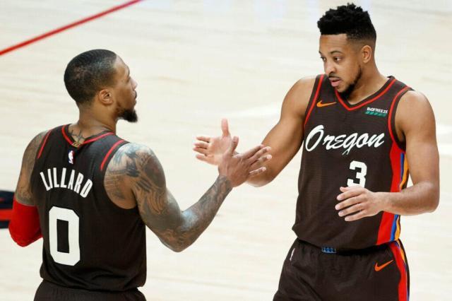 1624539524961086137.jpg Lillard-McCollum-210623-scaled-e1624493540520-1024x683.jpg